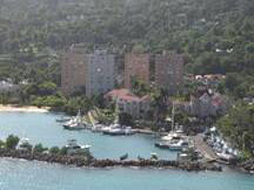 Turtle Beach Towers Apt 22 C - Ocho Rios Eksteriør bilde