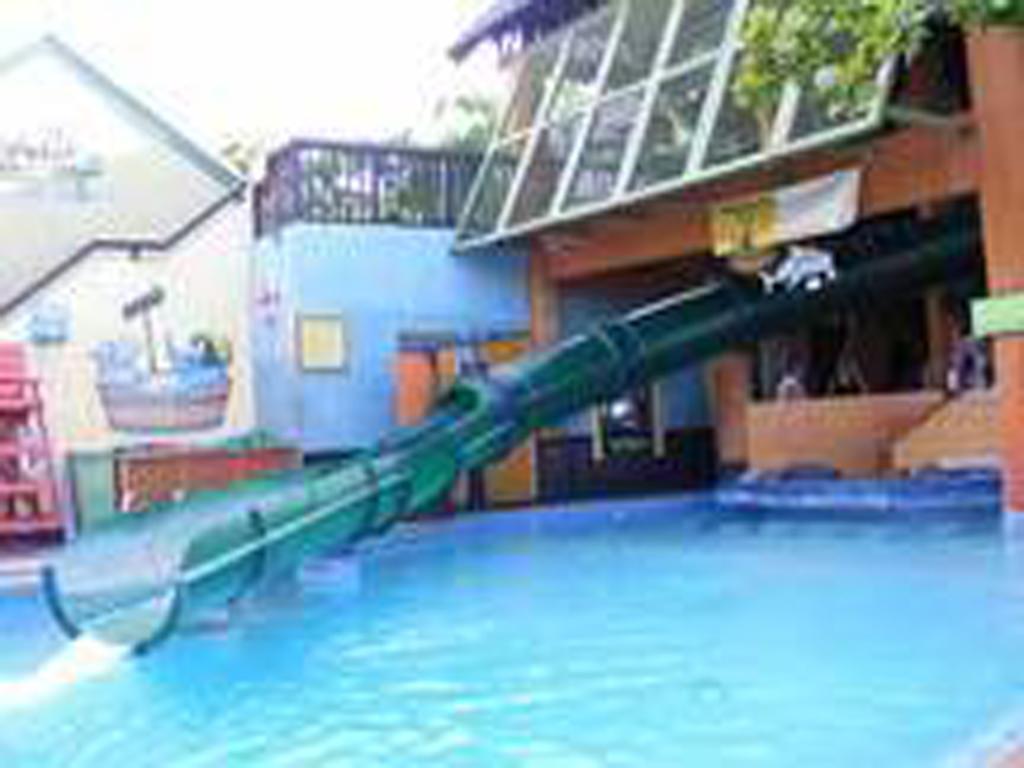 Turtle Beach Towers Apt 22 C - Ocho Rios Eksteriør bilde