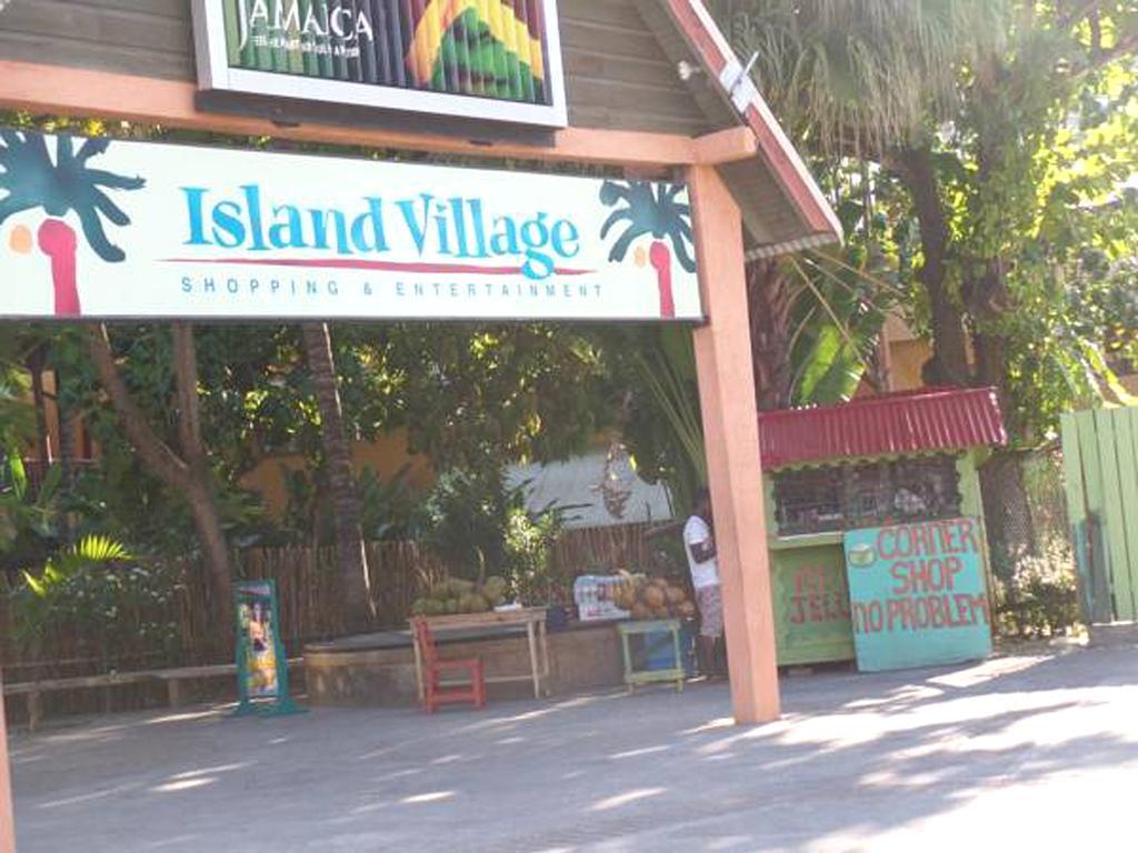 Turtle Beach Towers Apt 22 C - Ocho Rios Eksteriør bilde