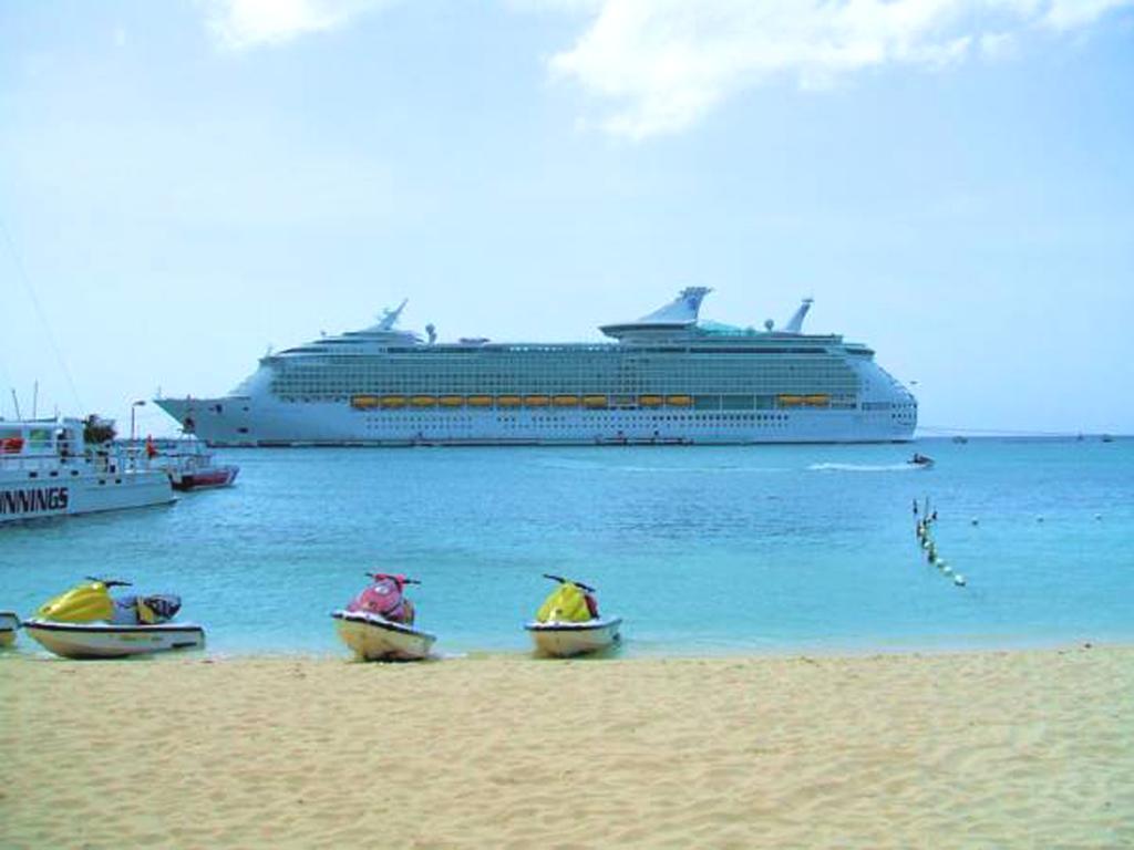 Turtle Beach Towers Apt 22 C - Ocho Rios Eksteriør bilde